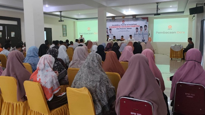 PKS Jambi Perkuat Literasi Politik Kader Lewat Pendidikan Politik dan Sosialisasi Konsepsi Dasar Partai